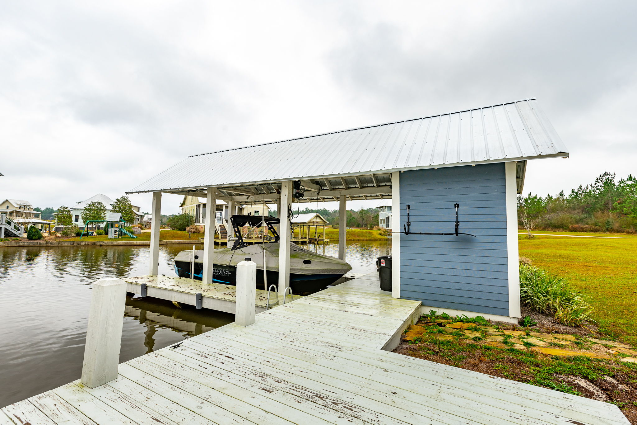 3 Exterior (7 of 9)