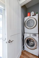 2 (20 of 20) Laundry