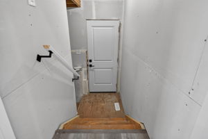  Photo 36