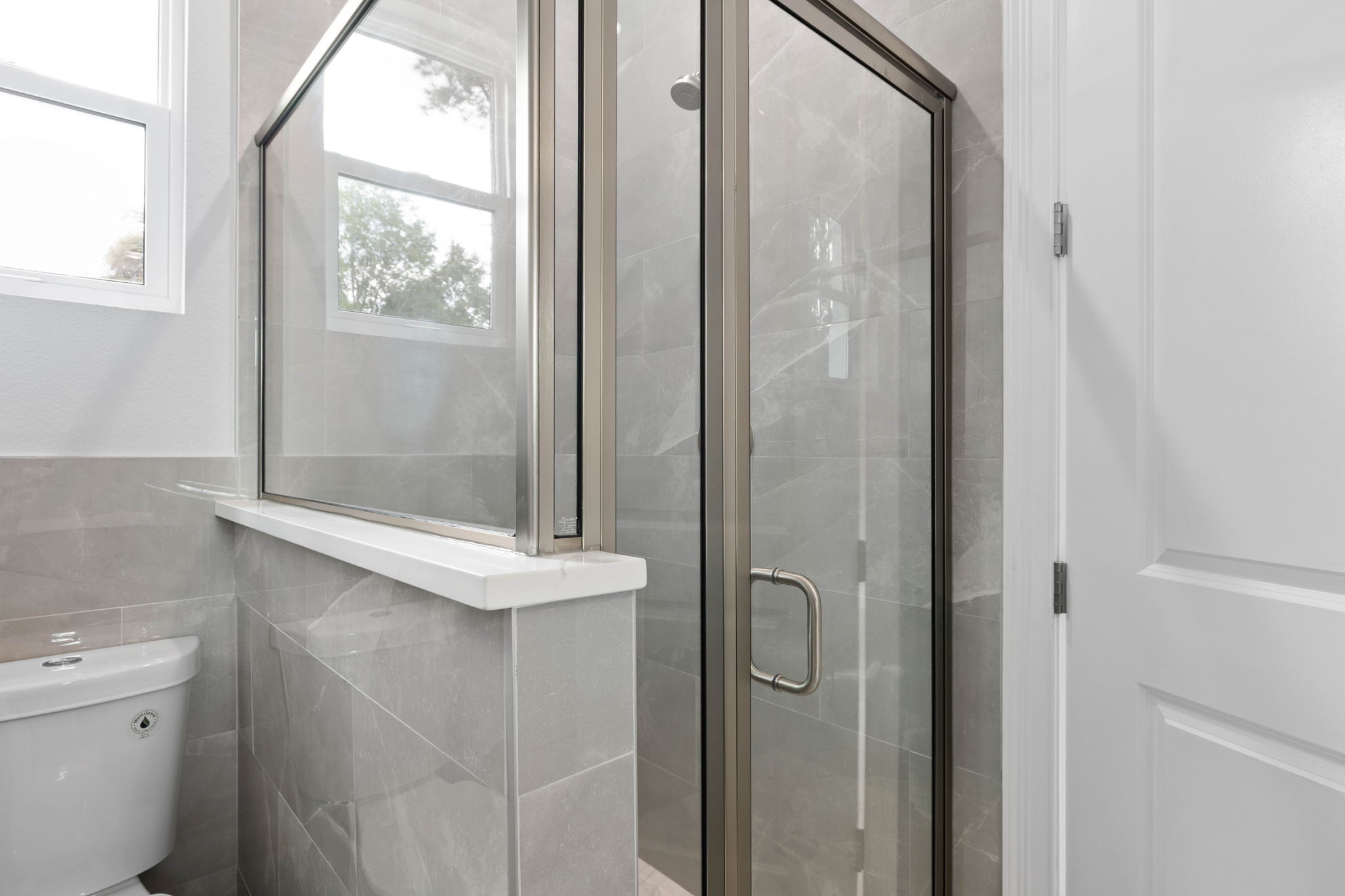 Guest Bath 3