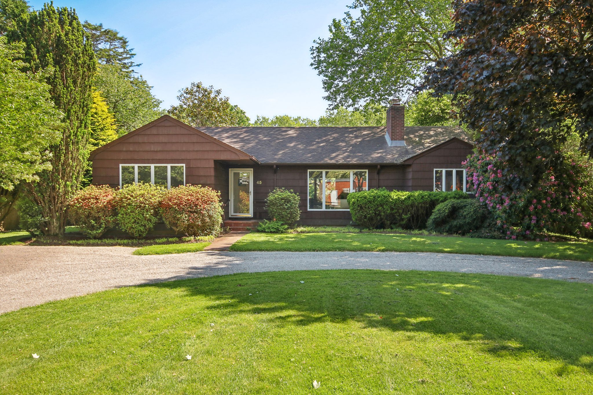 Meadow Way-001.jpg