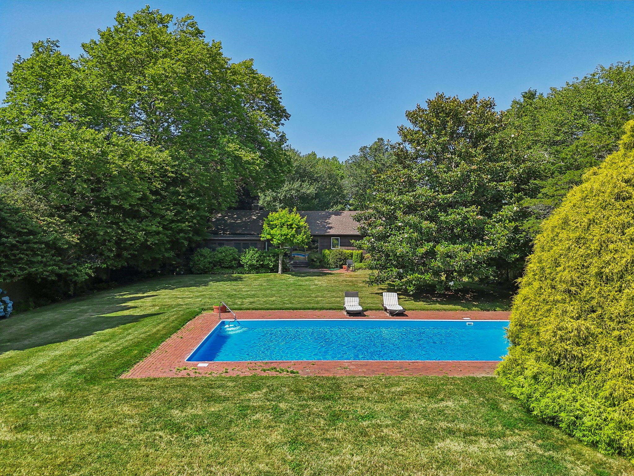Meadow Way-046