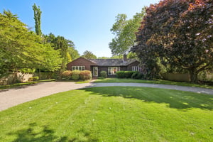 Meadow Way-002.jpg