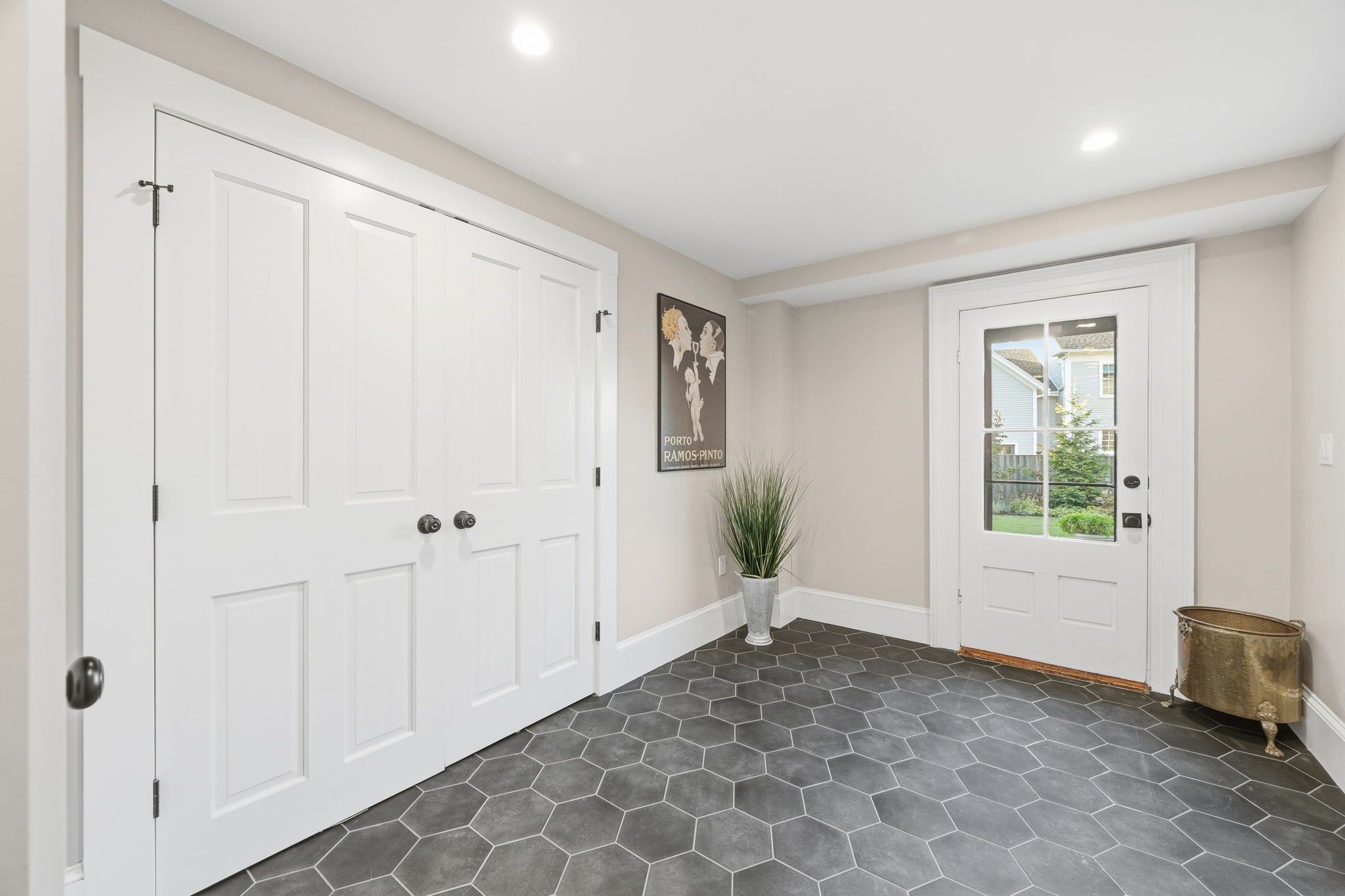 Mudroom entryway to the backyard