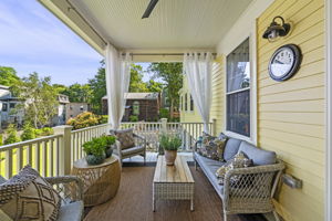 Fabulous Private Deck overlooking backyard