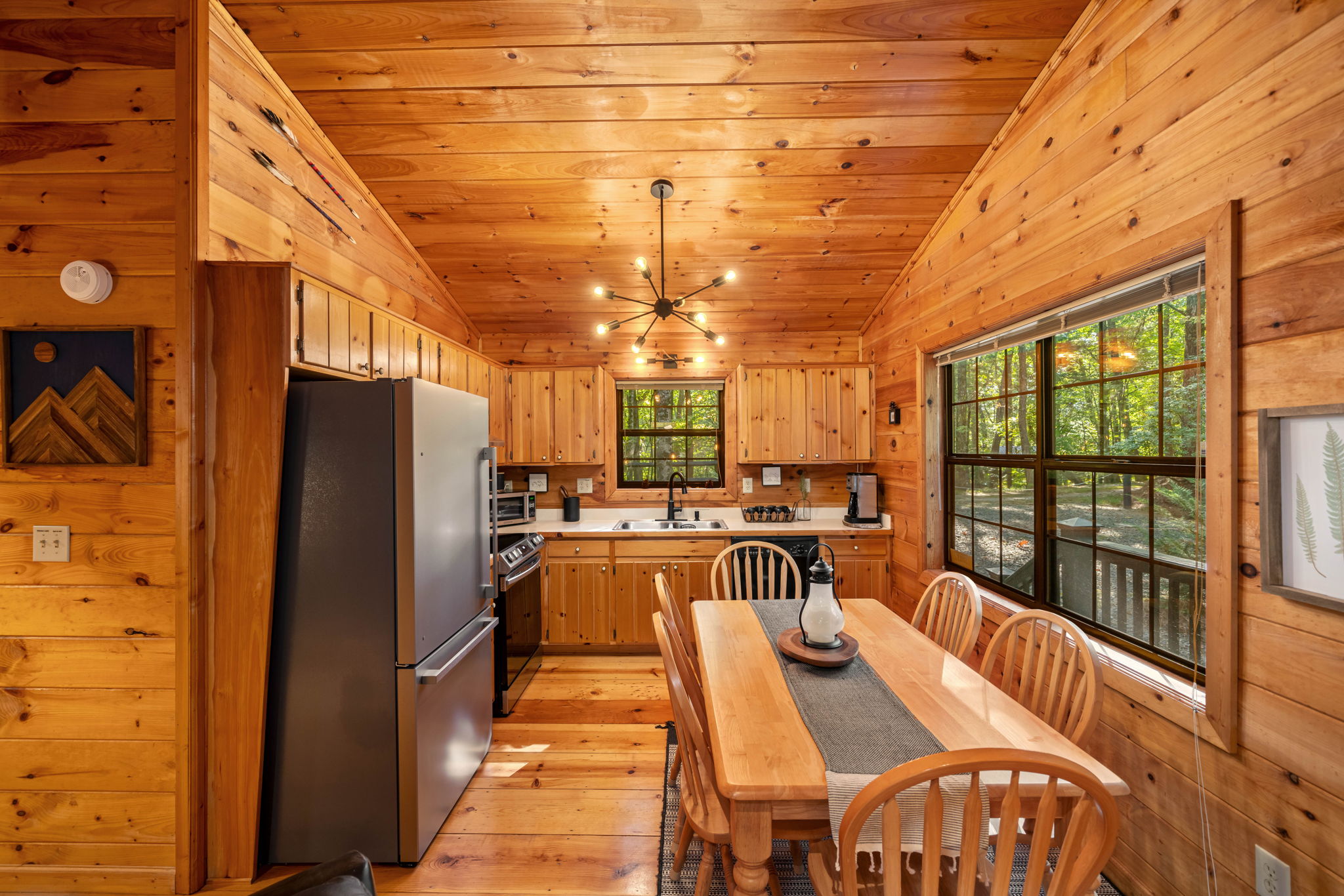 Dining Area/Kitchen