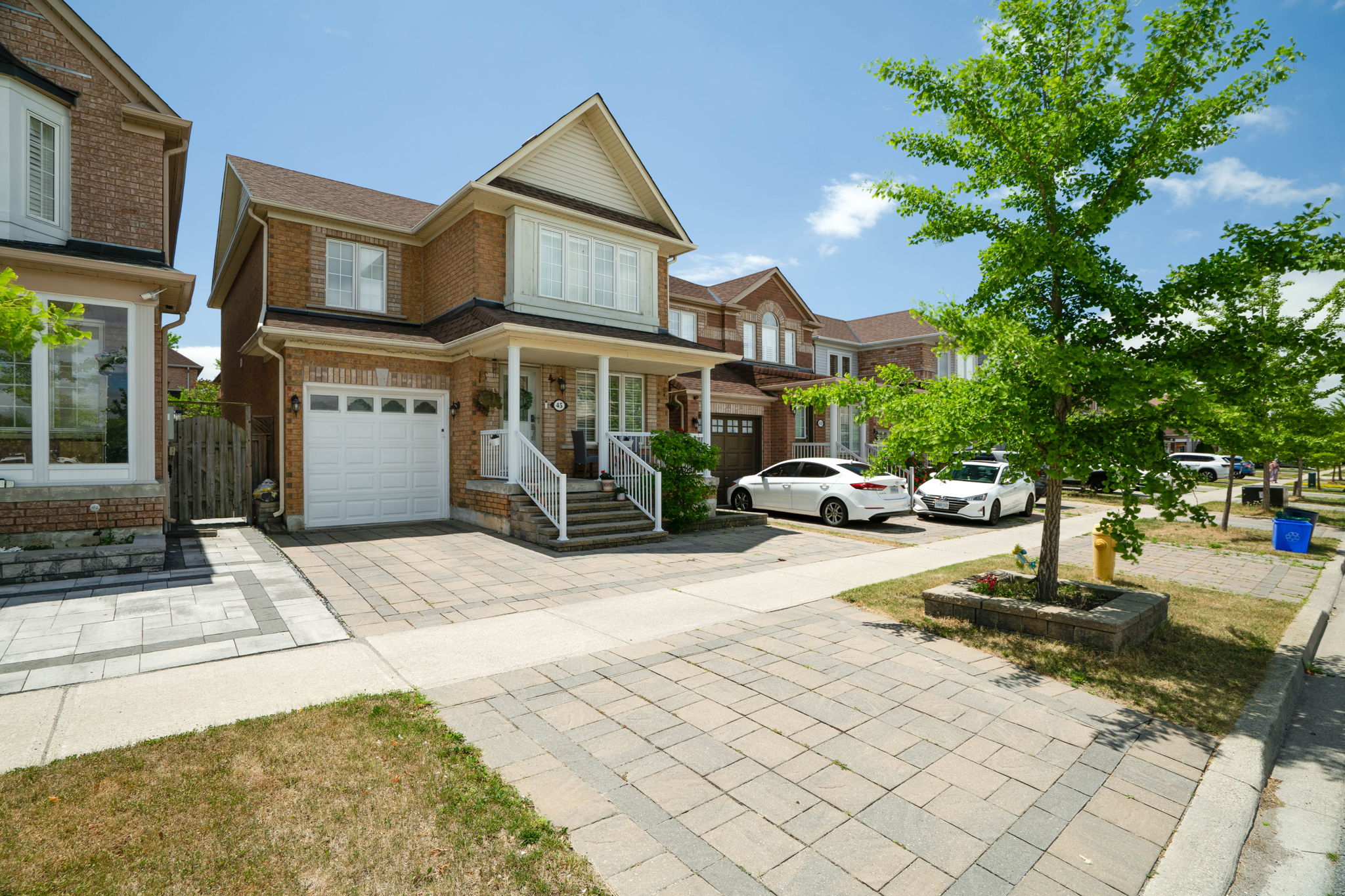 45 Royal Crown Rd Markham, ON L6E 1S4