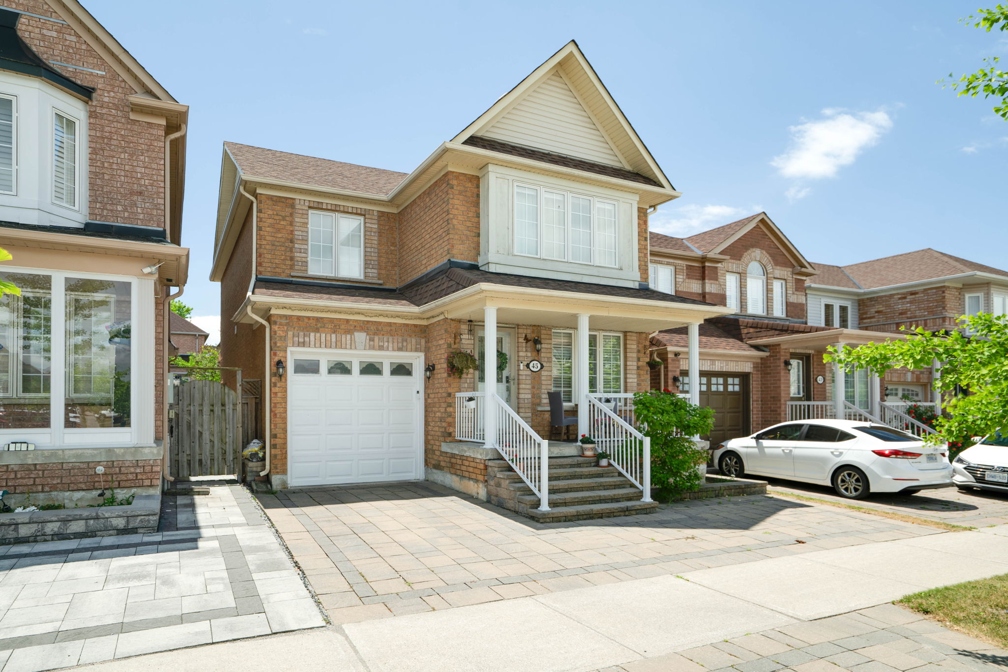 45 Royal Crown Rd