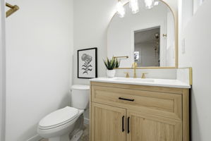  Photo 28