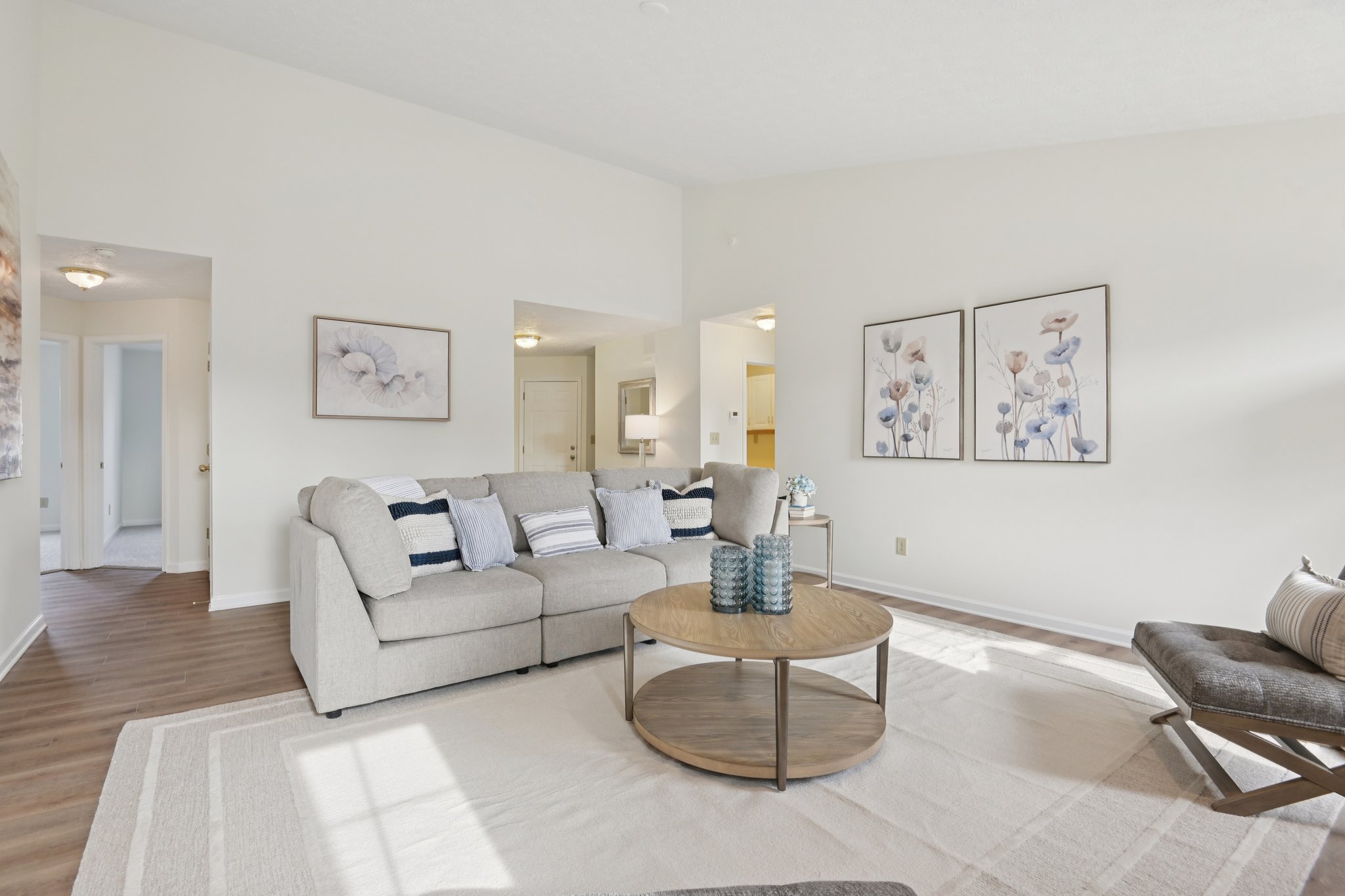 W Clear Lake Ln-S2301-013.jpg