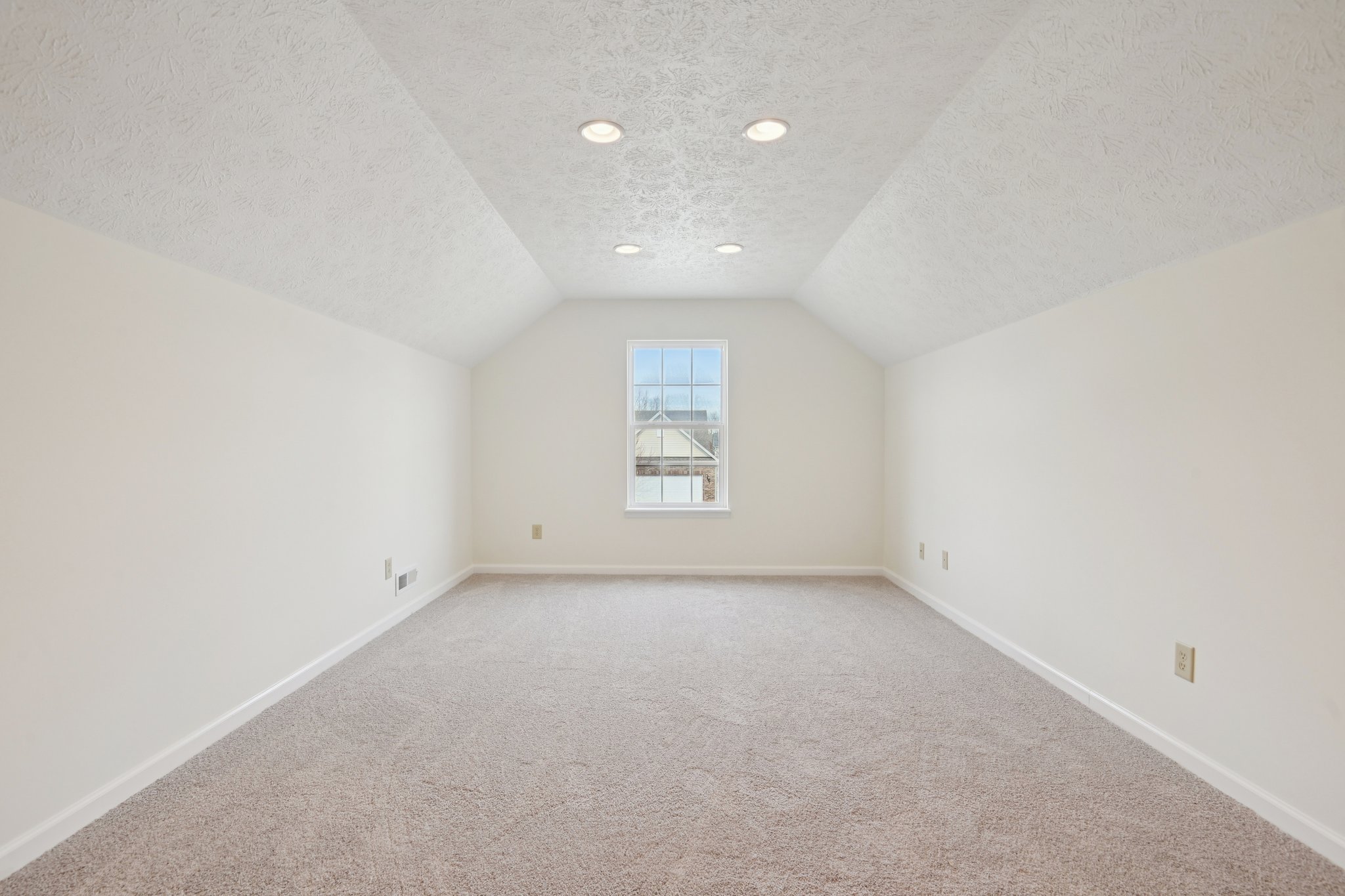 W Clear Lake Ln-S2301-024.jpg