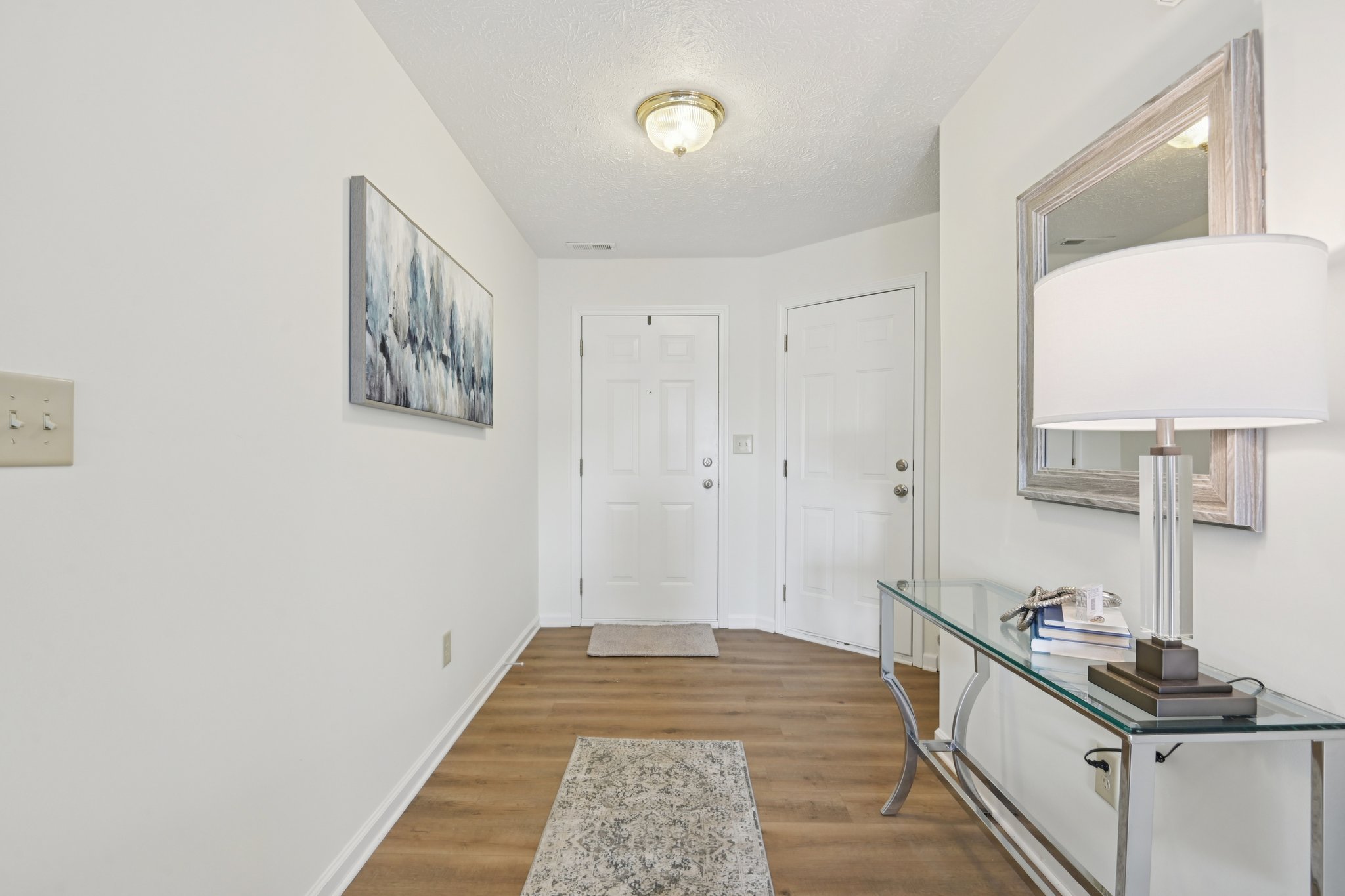 W Clear Lake Ln-S2301-026.jpg