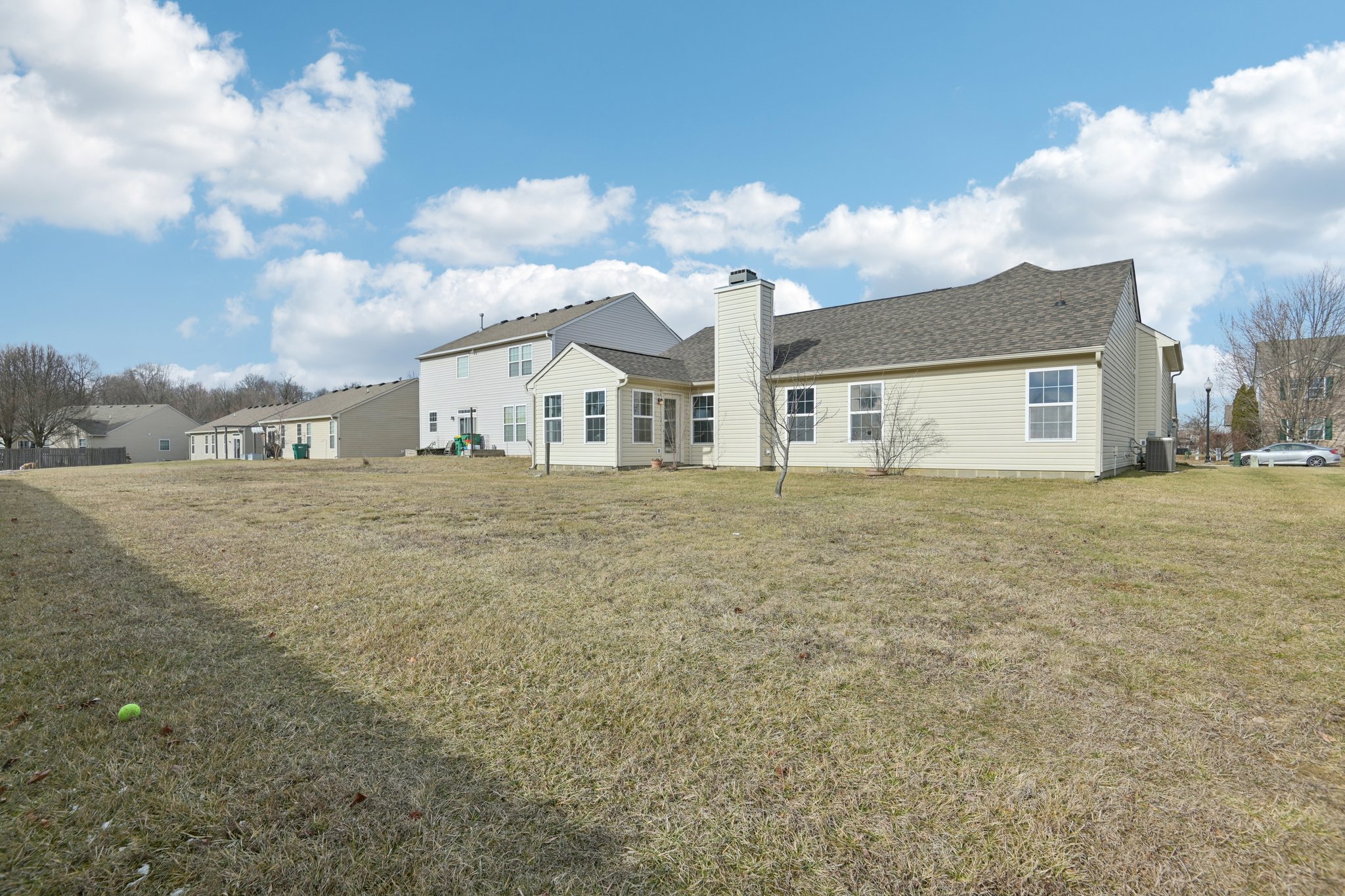 W Clear Lake Ln-S2301-050.jpg