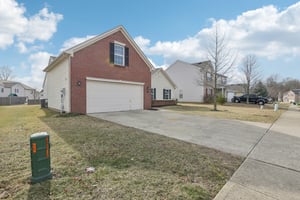 W Clear Lake Ln-S2301-002.jpg