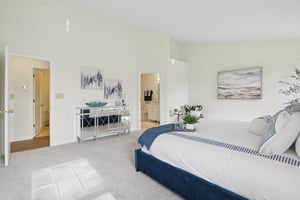 W Clear Lake Ln-S2301-029.jpg