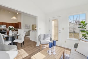 W Clear Lake Ln-S2301-039.jpg