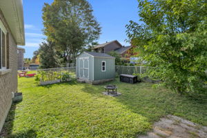  Photo 40