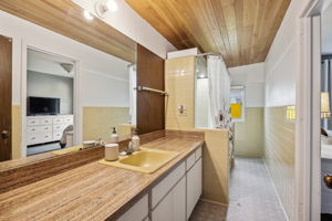 14_Interior