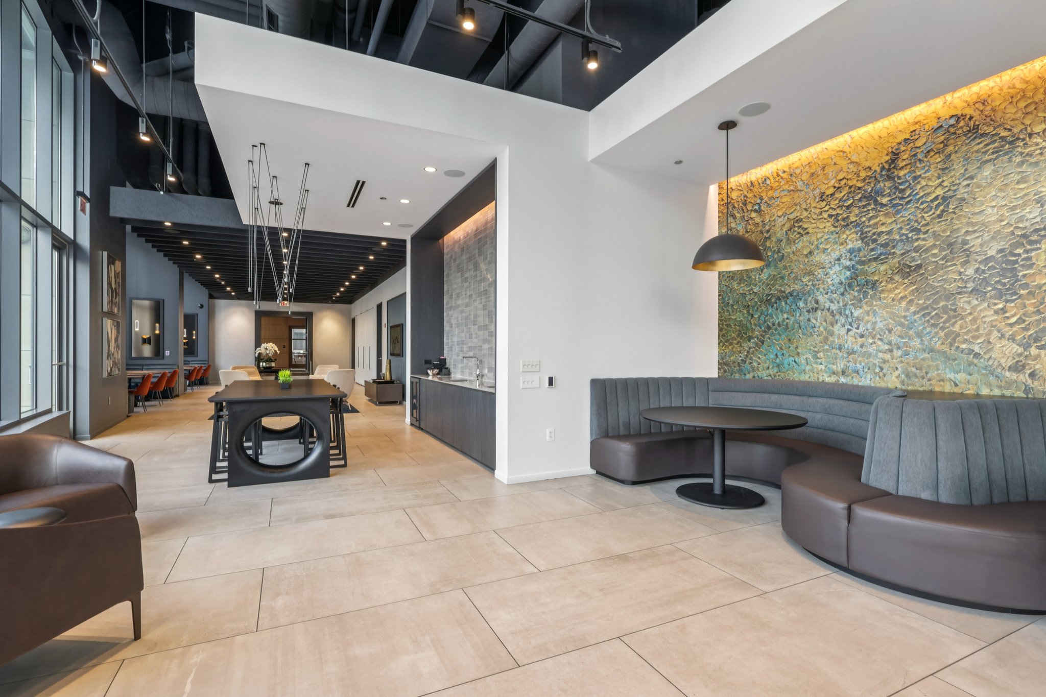 E Waterside Dr-0312-903.jpg