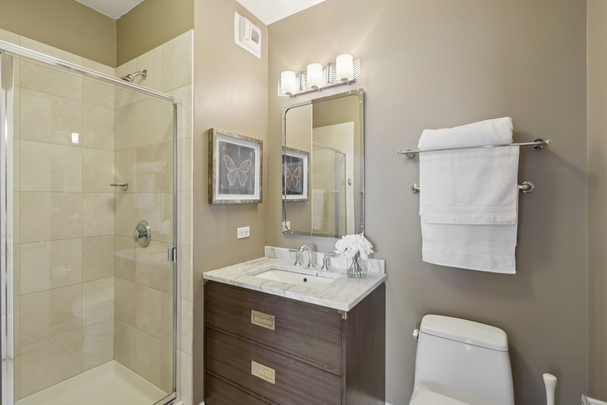 E Waterside Dr-S0312-016.jpg