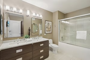 E Waterside Dr-S0312-020.jpg