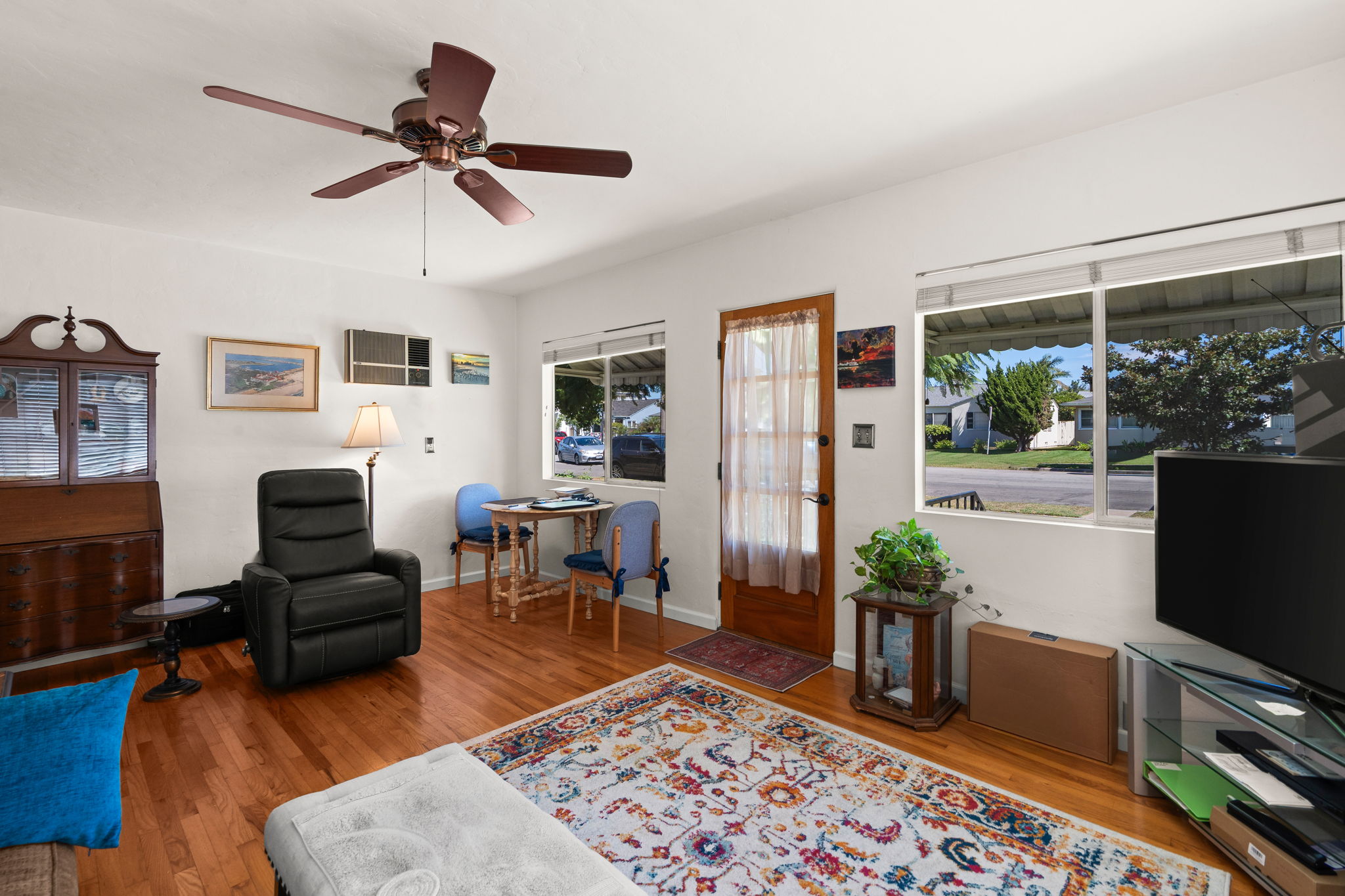 450 J Ave-6