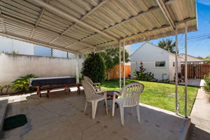 450 J Ave-23