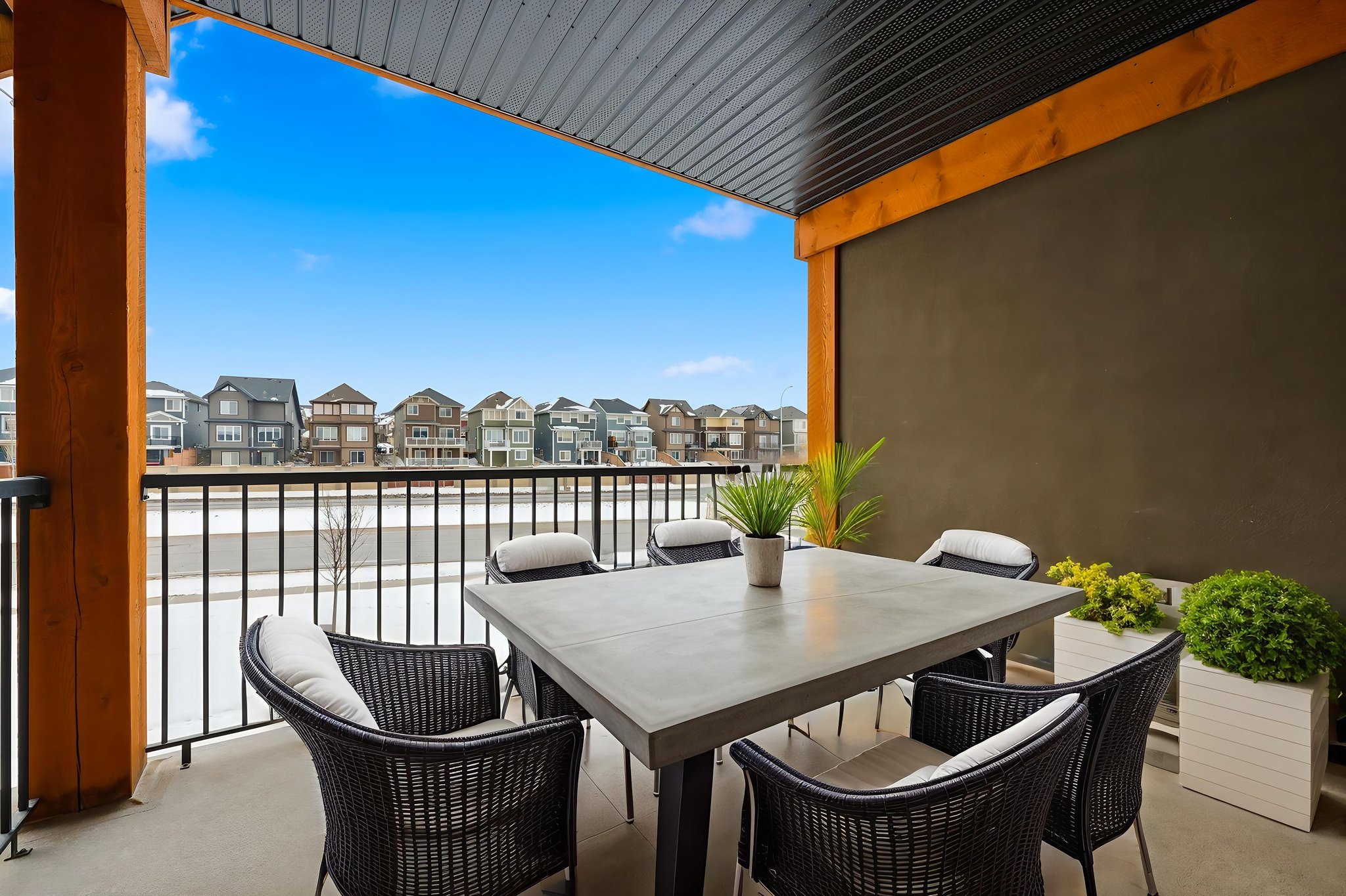 017_DT6A0418 virtually staged.jpeg