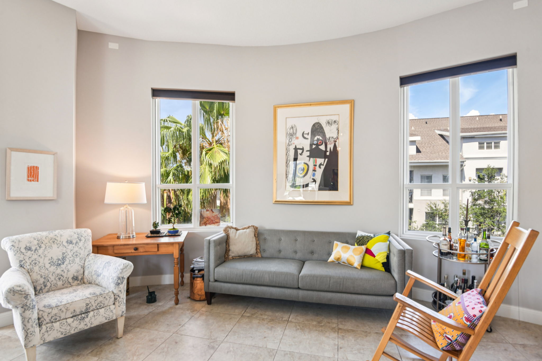 Knights Run Ave 411-S1207-018