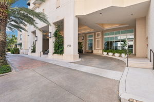 Knights Run Ave 411-S1207-008