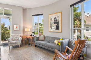 Knights Run Ave 411-S1207-010