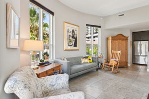 Knights Run Ave 411-S1207-011