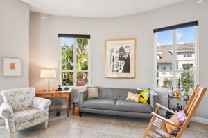 Knights Run Ave 411-S1207-018