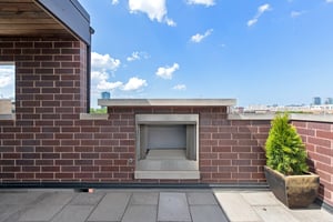 N Sangamon St-2706-904.jpg