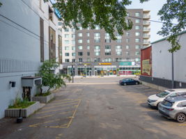  Photo 32