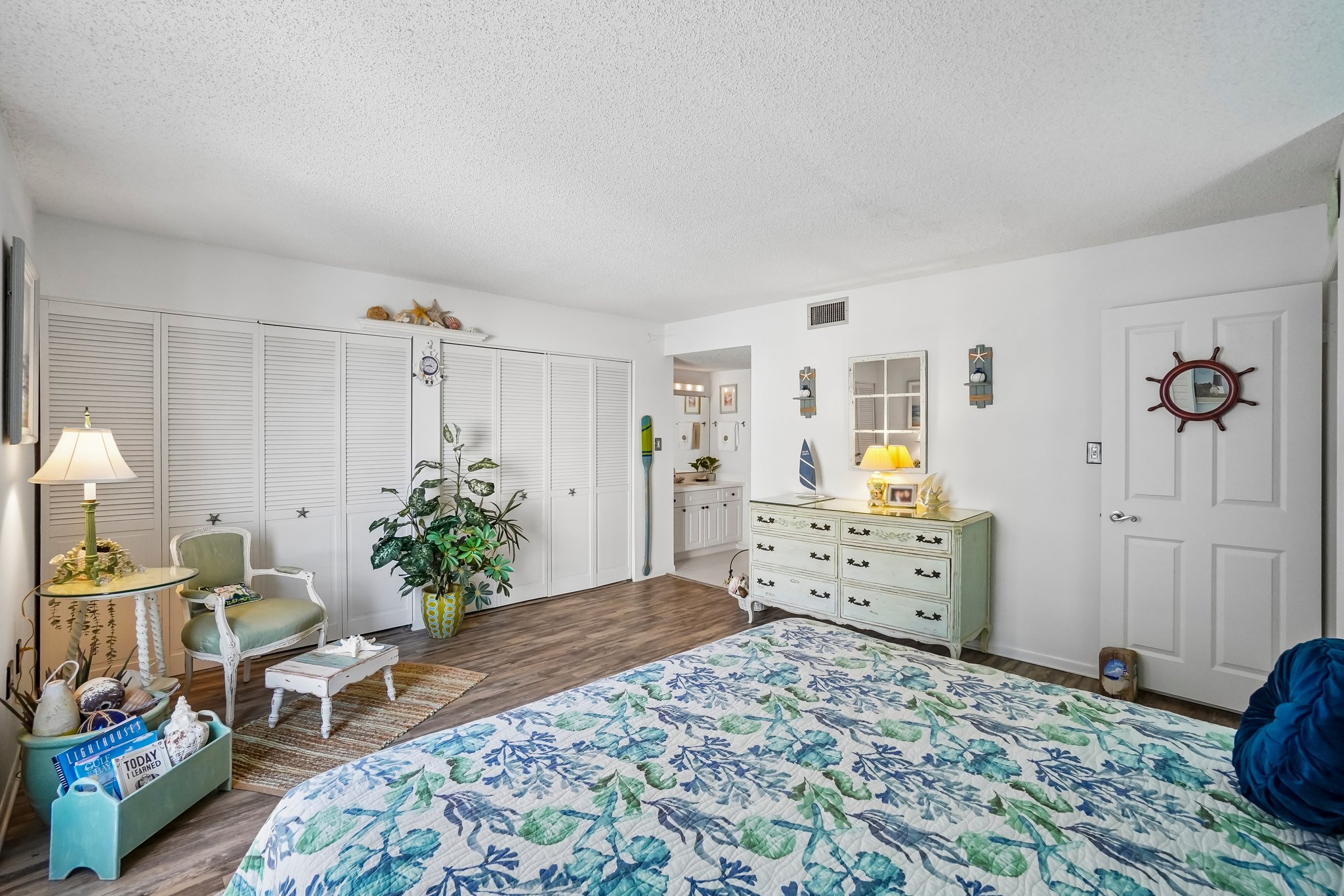 450 S Gulfview Blvd Apt 605-S1007-026.jpg