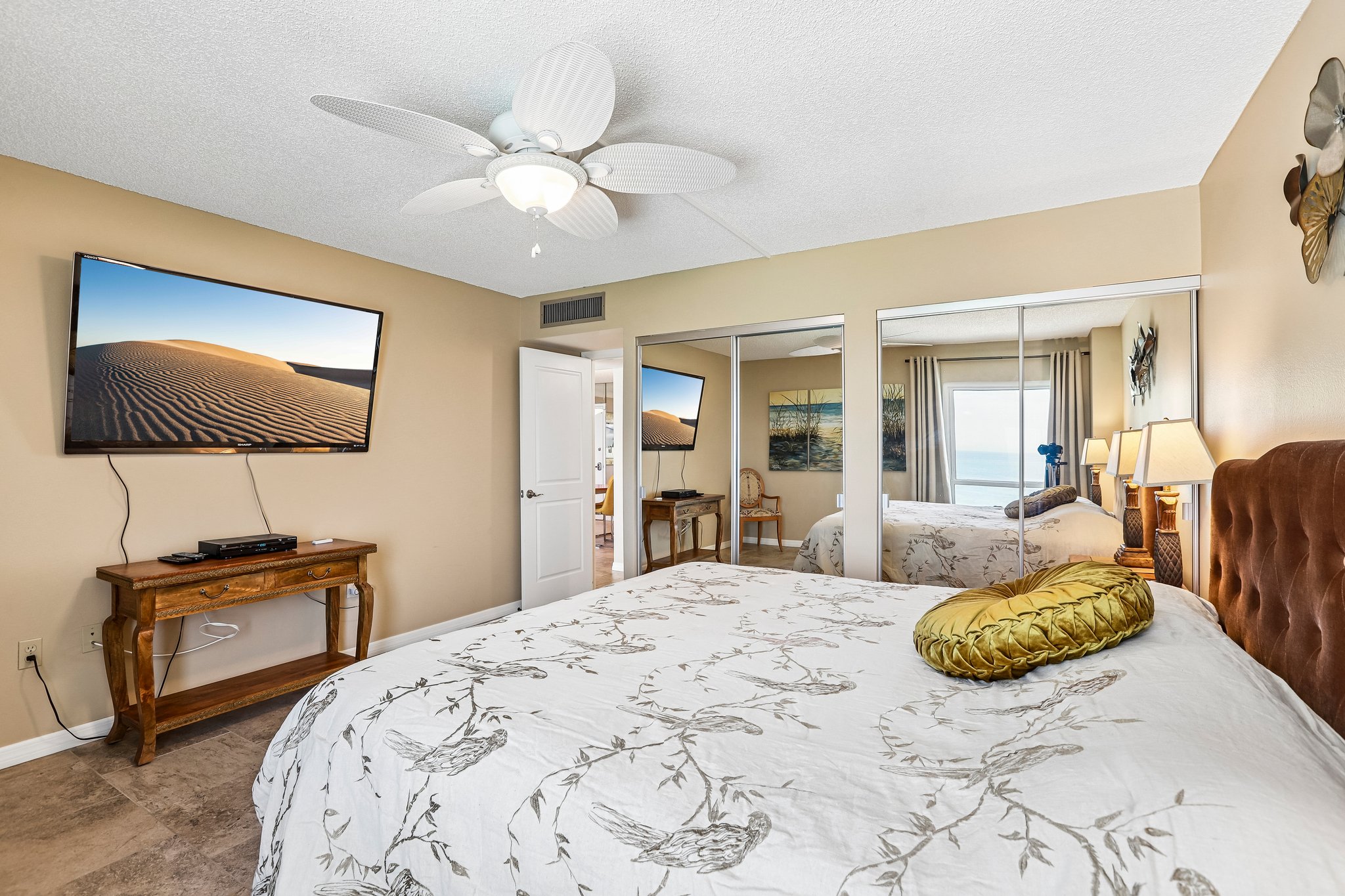 S Gulfview Blvd 703-S1205-035.jpg