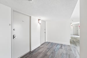 S Gulfview Blvd 703-S1205-005.jpg