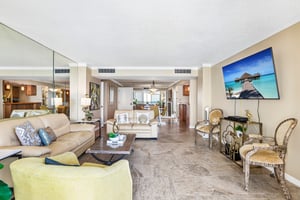 S Gulfview Blvd 703-S1205-009.jpg
