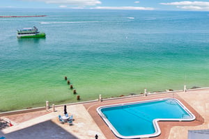 S Gulfview Blvd 703-S1205-046.jpg