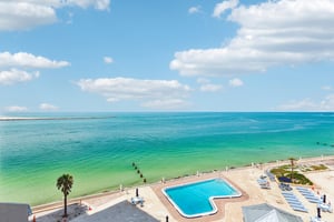 S Gulfview Blvd 703-S1205-047.jpg