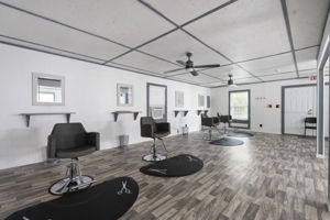  Photo 48