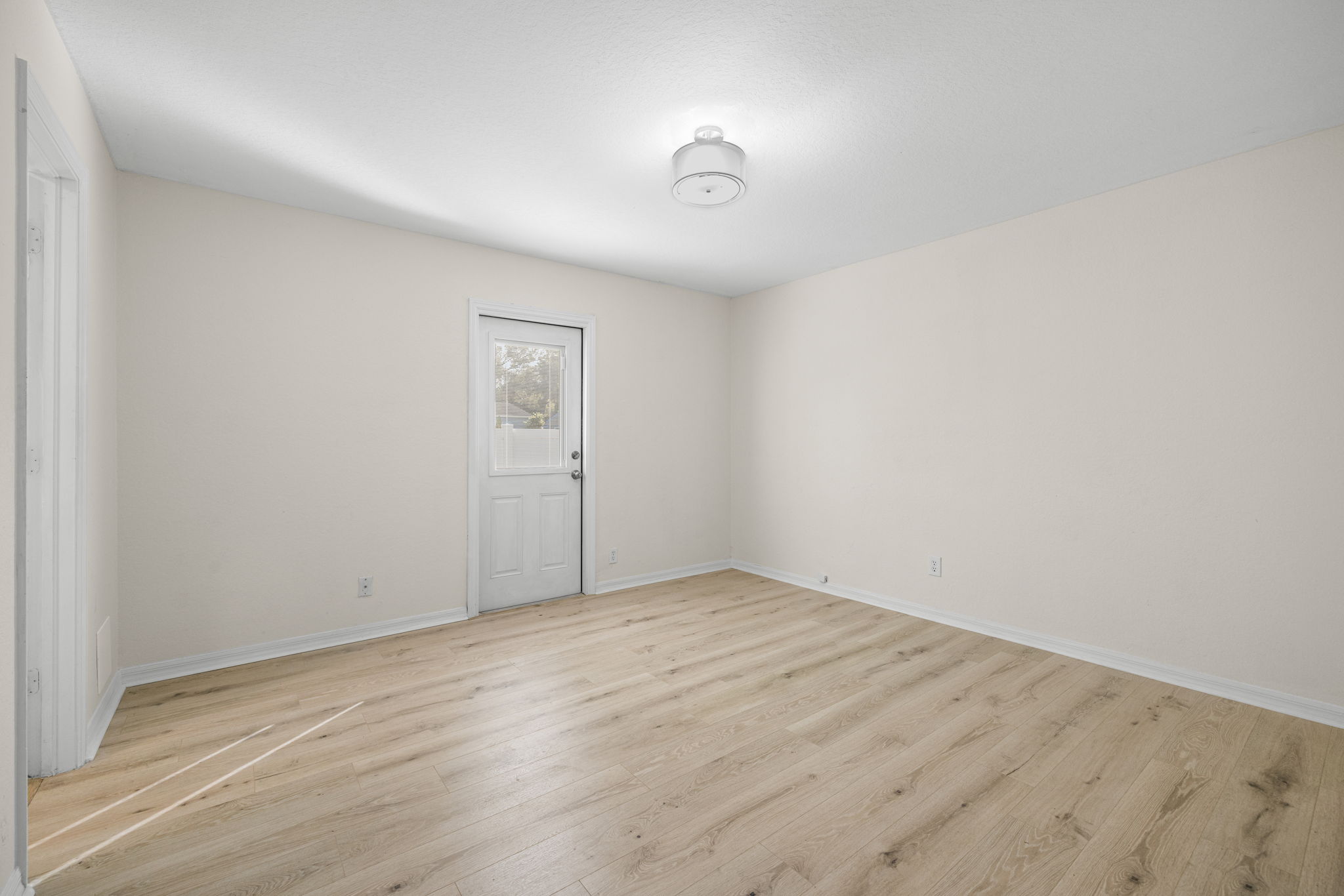 15 - 4500 23rd Ave S, St. Petersburg, FL 33711, USA