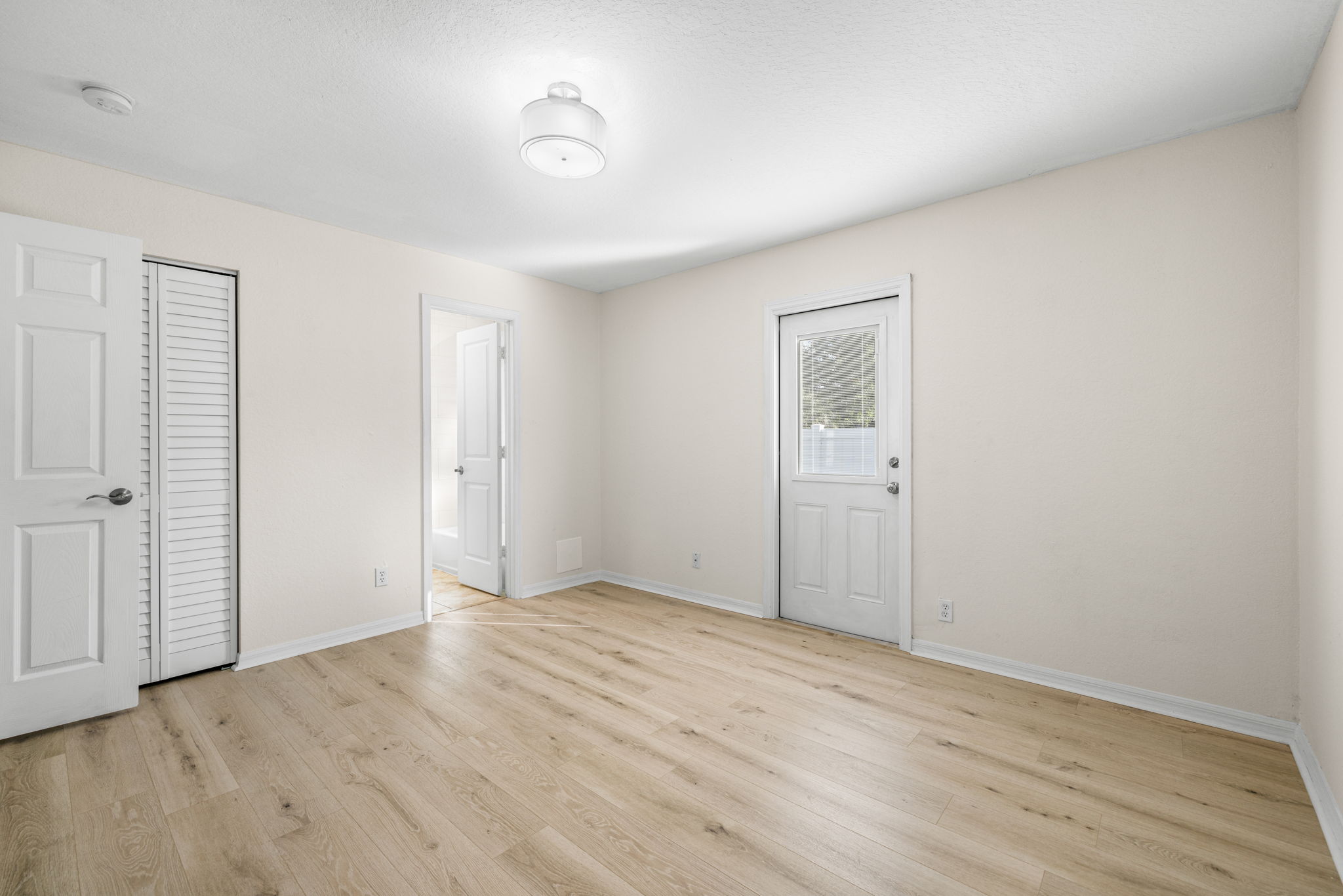 16 - 4500 23rd Ave S, St. Petersburg, FL 33711, USA