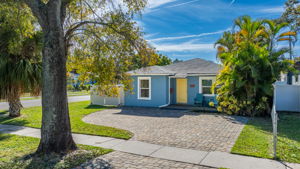 27 - 4500 23rd Ave S, St. Petersburg, FL 33711, USA