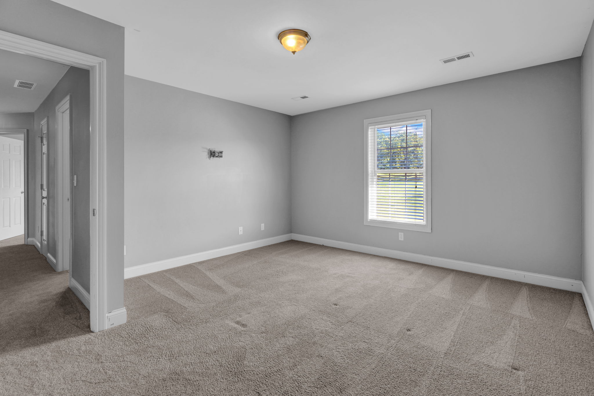 Spare bedroom 1