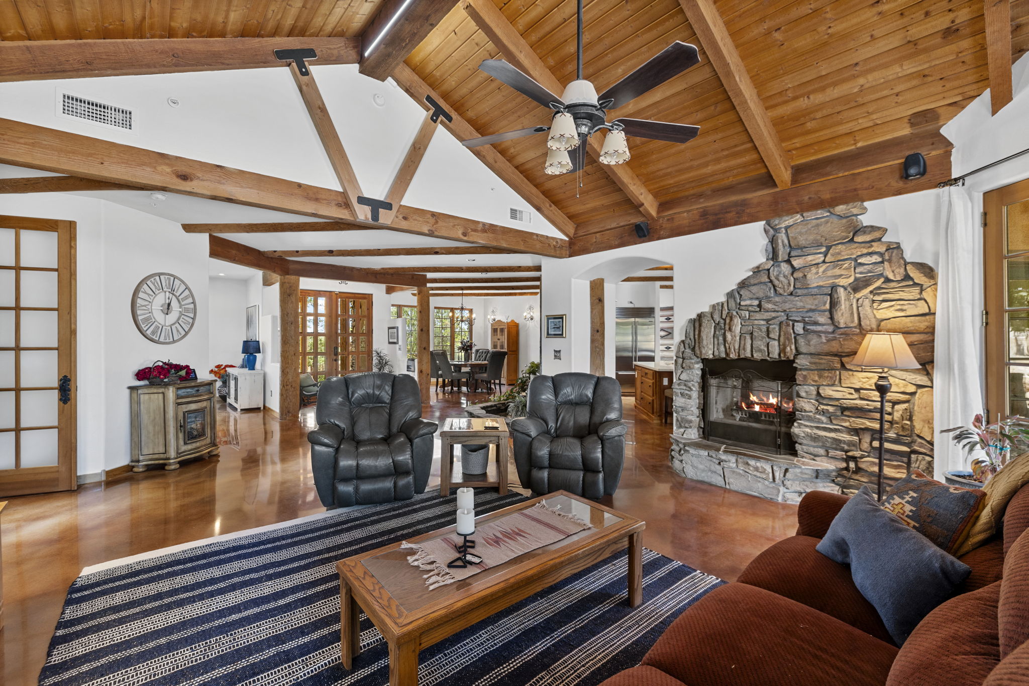 Living Room 4