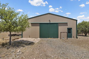 Barn