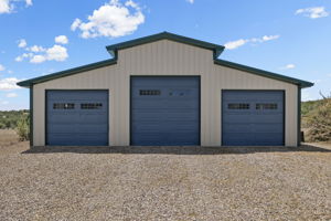 Detached Garage