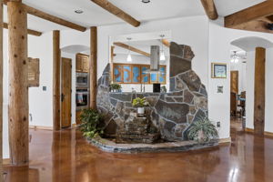 Foyer 4